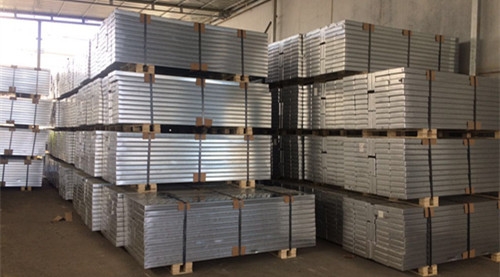 steel plank-scafeast